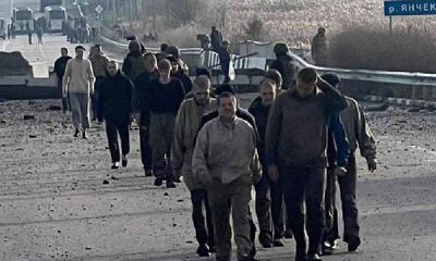 Rusia y Ucrania canjean a 100 prisioneros de guerra de ambos bandos