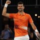 Djokovic reina en Adelaida tras duro compromiso