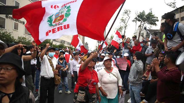 Al menos 100 puntos bloqueados por protestas en Perú