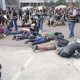 Policía de Lima desaloja manifestantes de la Universidad San Marcos