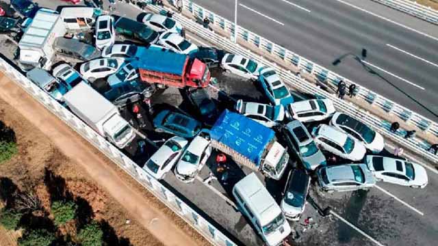Al menos 17 muertos en un accidente de tránsito en el centro de China