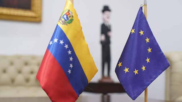 UE estudiará el lunes si modifica su posición hacia Venezuela