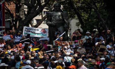 Docentes, jubilados y pensionados en protesta por ajustes salariales