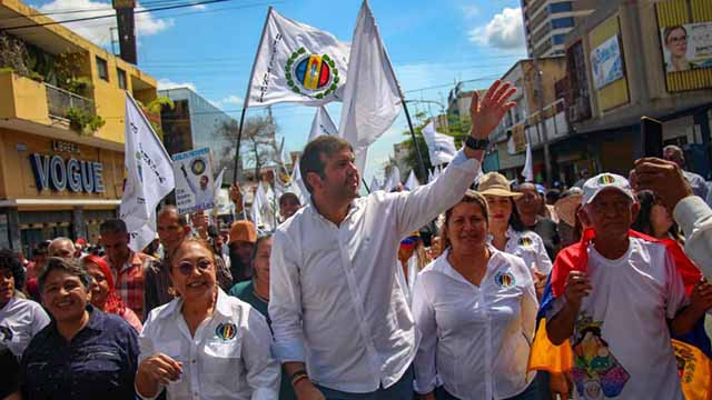 Carlos Prosperi sigue firme Recorriendo Venezuela