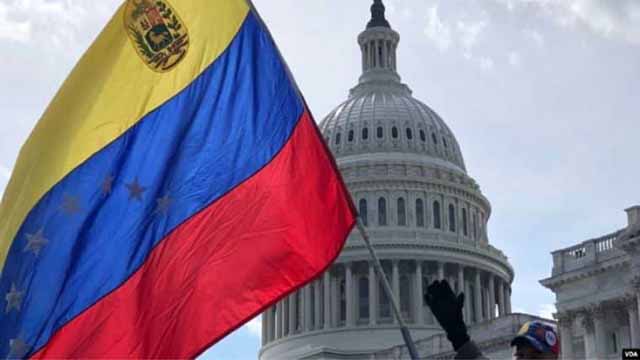 Fiscales de EEUU piden congelar programa migratorio humanitario a venezolanos