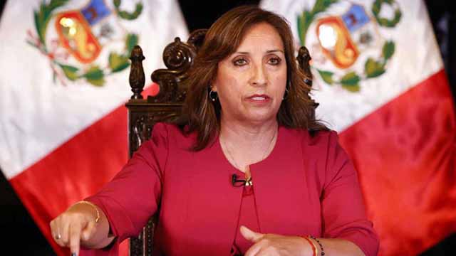 Boluarte pide «voluntad política» para industrializar Perú
