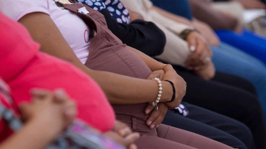 Embarazo adolescente: Experta dice que Venezuela tiene la tasa más elevada de la región