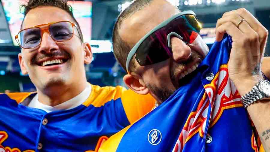 Cantantes Mau y Ricky apoyan la selección venezolana en el Clásico Mundial de Béisbol