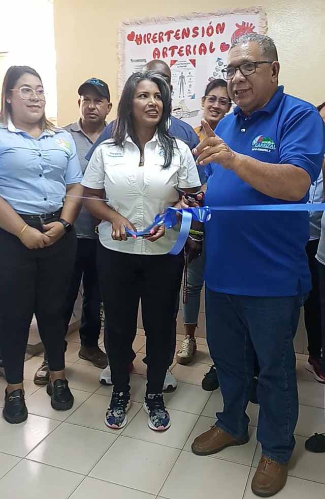 Alcalde Morales inauguró laboratorio del ambulatorio Luis Martín Estaba