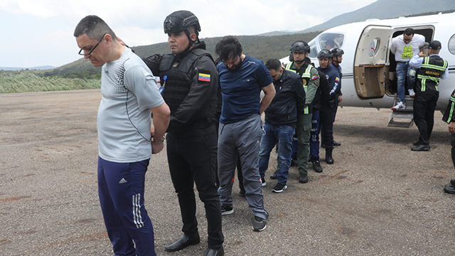 Venezuela entregó este martes a Colombia cinco delincuentes solicitados por su alta peligrosidad