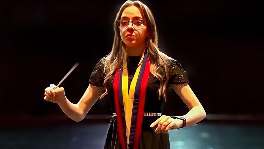 Venezolana ganó premio internacional Vivaldi en dirección de orquesta