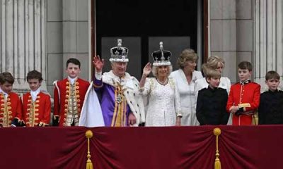 Carlos III y Camila realizaron su primer saludo desde el balcón en el Palacio de Buckingham