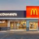 Encuentran a niños de 10 años trabajando en un McDonald's de EEUU hasta la madrugada