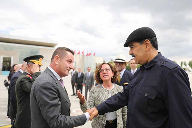 Maduro arribó a Turquía para asistir a la toma de posesión de Erdoğan