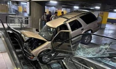 Colisión en el centro comercial Sambil de Caracas: Daños materiales tras choque de camioneta Chevrolet dorada