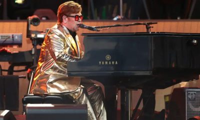 Elton John se despide de los escenarios con emotivo concierto en Estocolmo