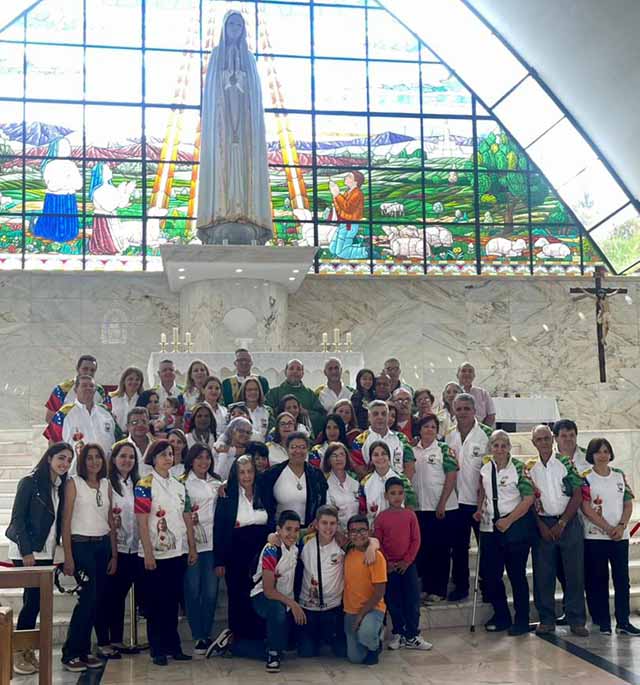 Asociación Civil Amigos de la Virgen de Fátima celebró 15 años de su fundación
