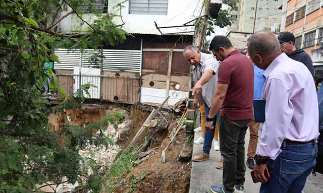 Alcaldía y empresa privada arrancan reparación de falla de borde en la calle Ribas
