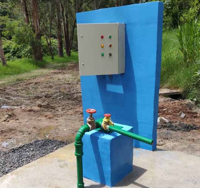 Alcalde Farith Fraija inauguró pozo de agua potable en la etapa uno de la urbanización La Quinta