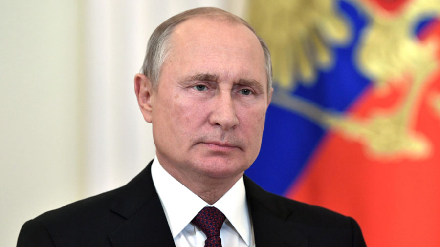 Presidente ruso Vladímir Putin firma ley que extiende edad de servicio militar obligatorio