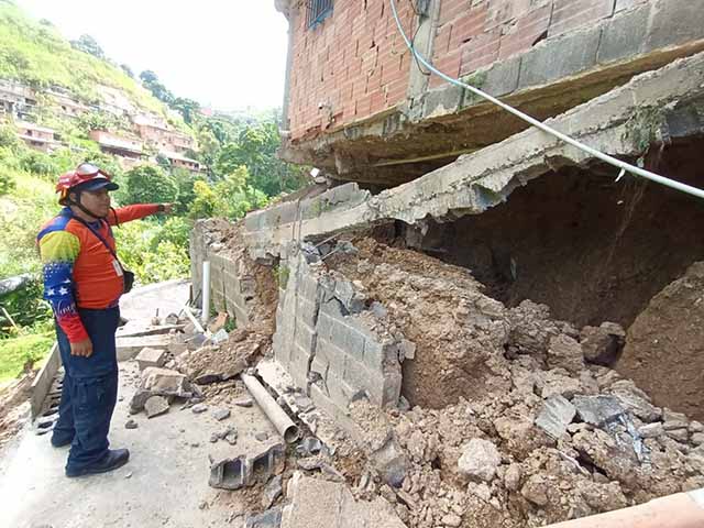 Alcaldía de Carrizal elabora informe sobre colapso de viviendas en El Samán
