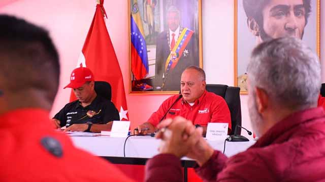 Cabello reiteró que "no hay posibilidad de que alguien inhabilitado sea candidato presidencial"