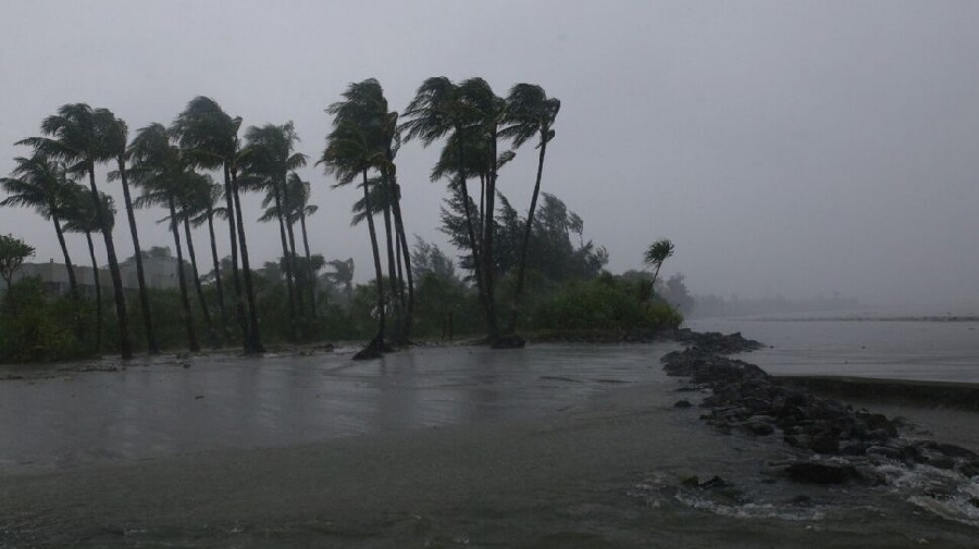 Huracán Otis Categoría 5 Golpea Acapulco, México