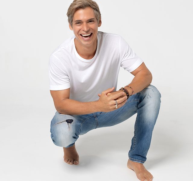 Carlos Baute, cantautor venezolano, se suma como animador en los Latin Grammy 2023 en Sevilla, España