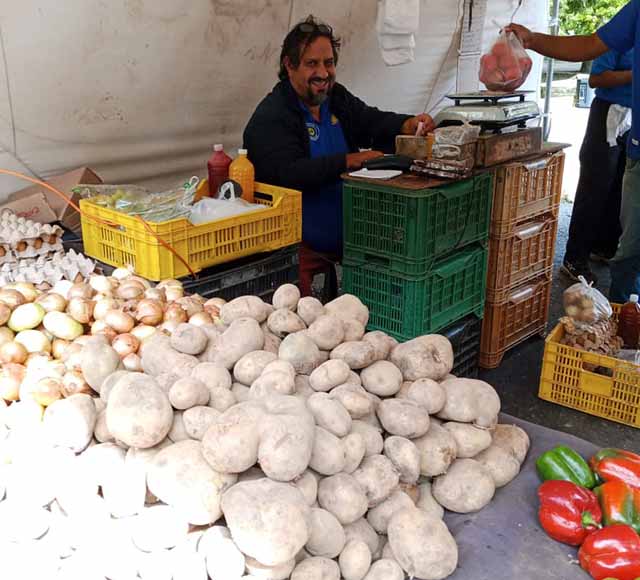 Melchor, el mejor mercado de verduras, tomates y frutas en Montaña Alta