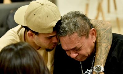 Emotivo Reencuentro: Luis Díaz del Liverpool Abraza a su Padre Liberado en Barranquilla antes de Enfrentar a Brasil y Paraguay