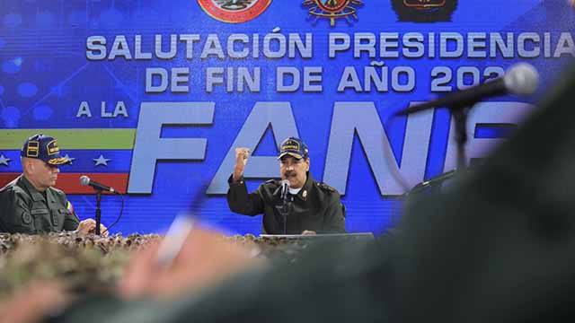 Presidente Nicolás Maduro ordena acción conjunta defensiva