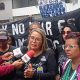 Educadores en protesta exigen salario digno a Santaella en el Día del Maestro