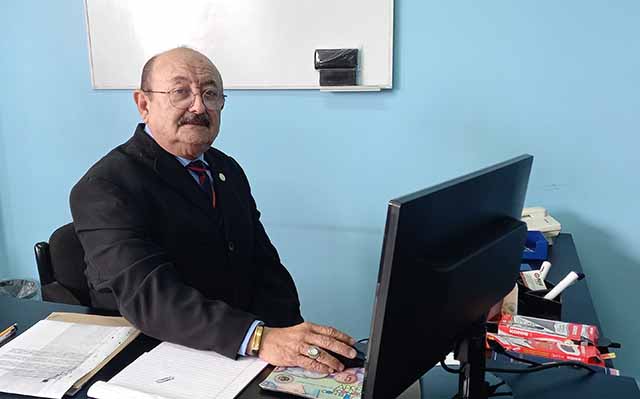 Dr. Antonio Magdaleno, Director de la institución