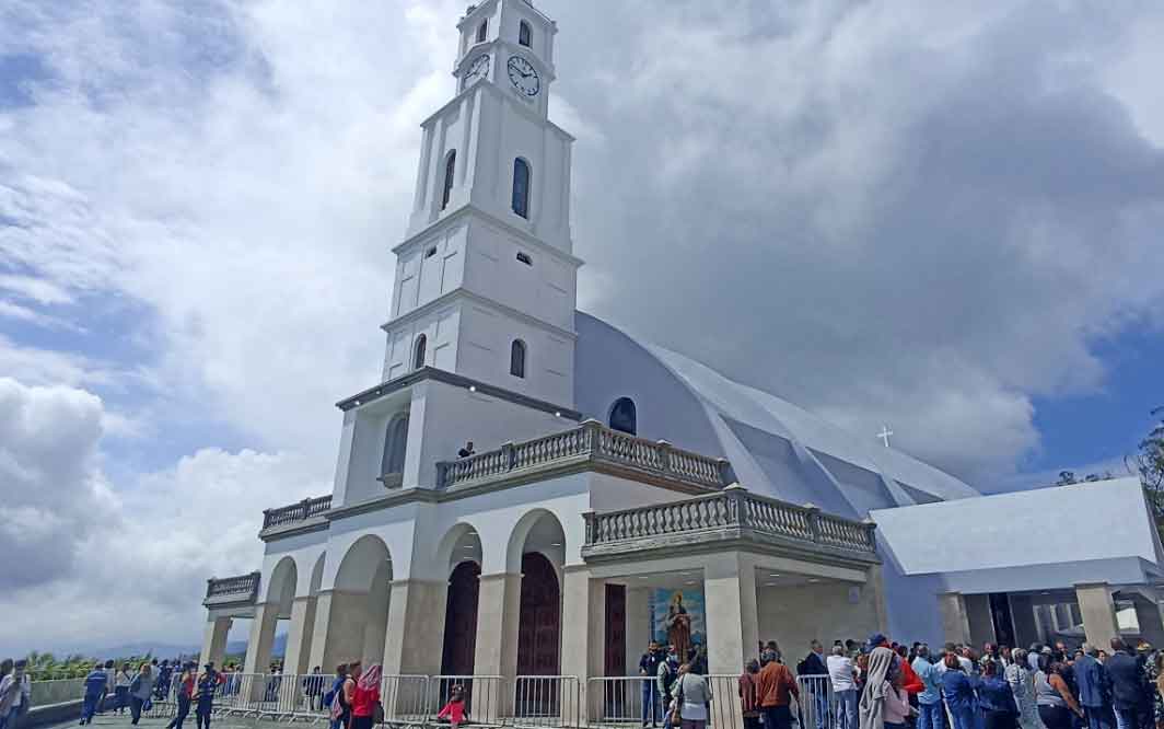 Arraial en honor a la Virgen de Fátima: tradición y solidaridad en Carrizal.