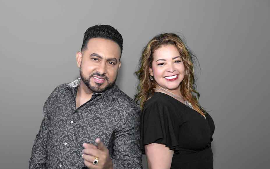 Beto Collado y Miosotis unen sus voces en el estudio de grabación para dar vida a "Si a veces hablo de ti".