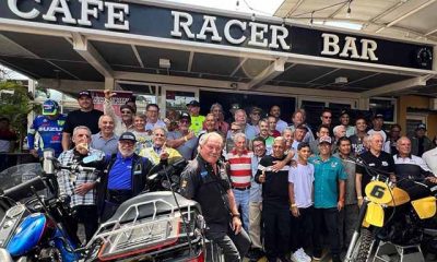 Gran celebración del Día del Motociclista deportivo en Café Racer Bar