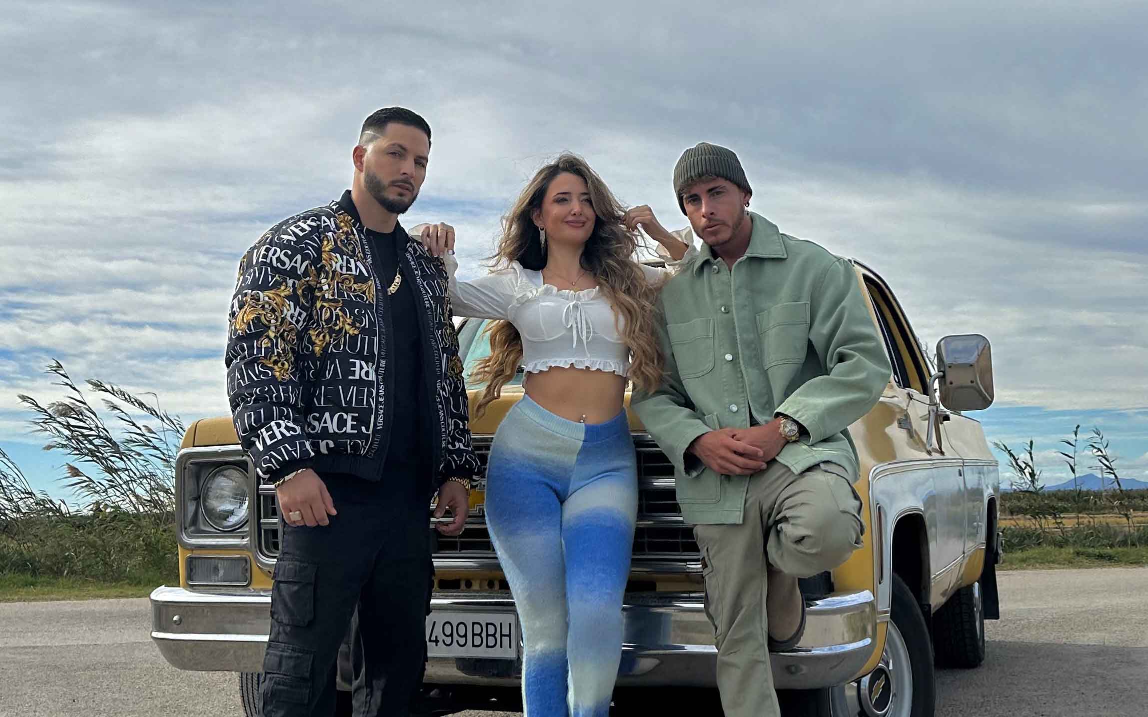 Fotograma del vídeo de "TU NOMBRE"