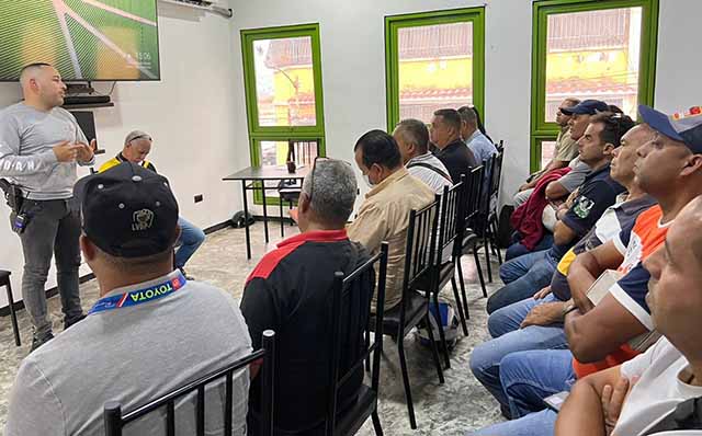 Transportistas de Los Teques extienden horario de trabajo hasta las 9 pm: Acuerdos para mejorar servicio