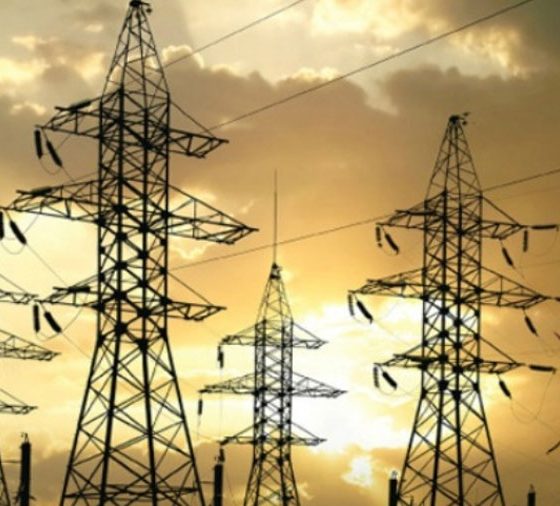 Colombia corta interconexión eléctrica con Ecuador