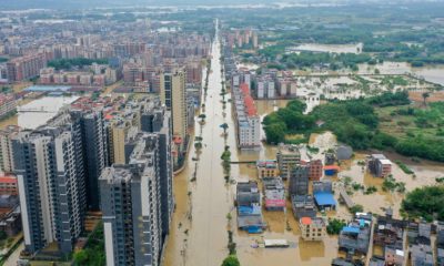 Inundaciones por torrenciales lluvias golpean el sur de China