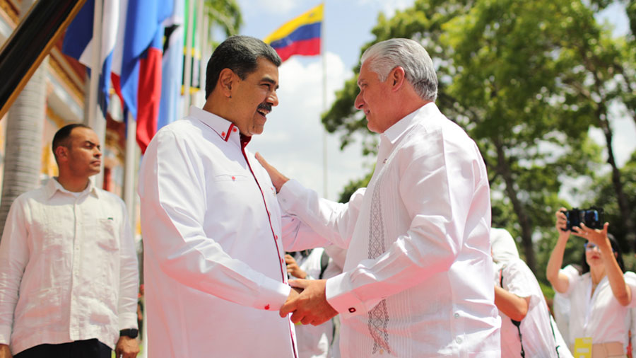Maduro recibe en Miraflores a líderes de la ALBA-TCP