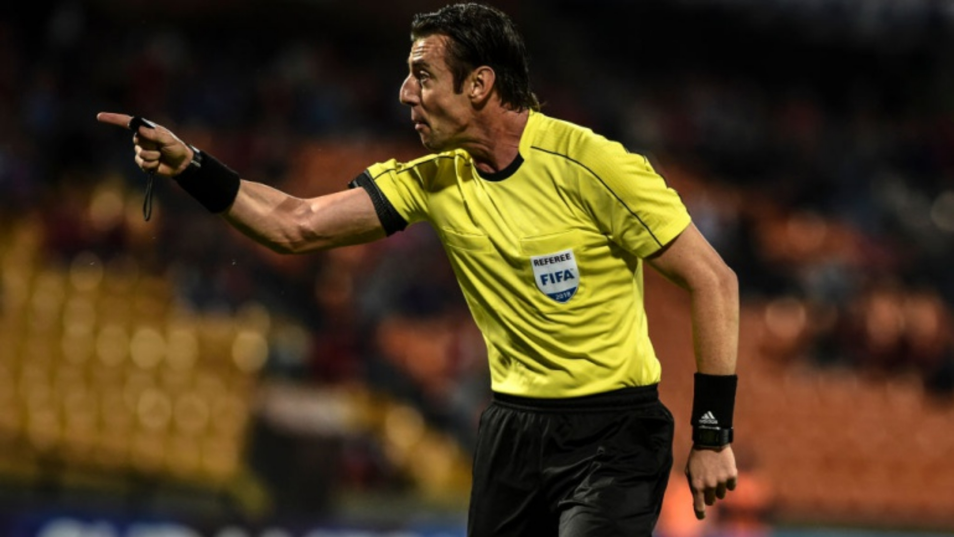 Anuncian árbitros para el partido Venezuela vs. México