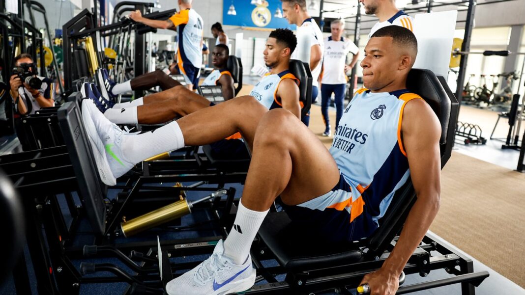 Kylian Mbappé se une al Real Madrid en su primer entrenamiento