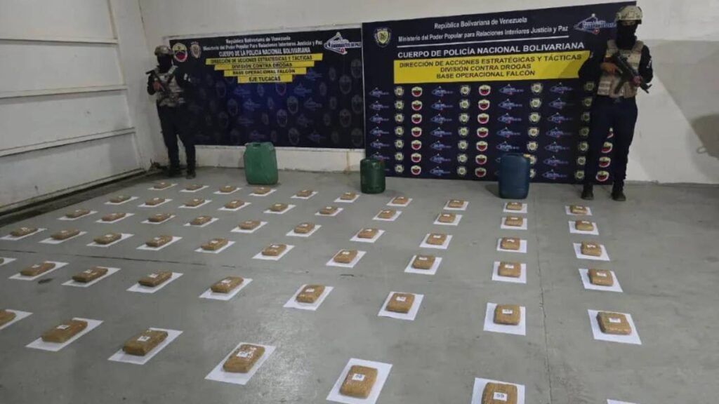 Incautan 60 panelas de marihuana en Falcón