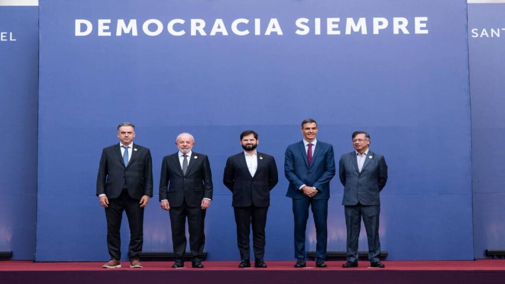 Presidentes latinoamericanos y europeos se unen en Chile