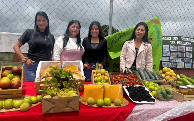 Autoridades nacionales y locales se reunieron con productores de El Jarillo para impulsar el desarrollo agrícola y fortalecer el abastecimiento de Caracas.