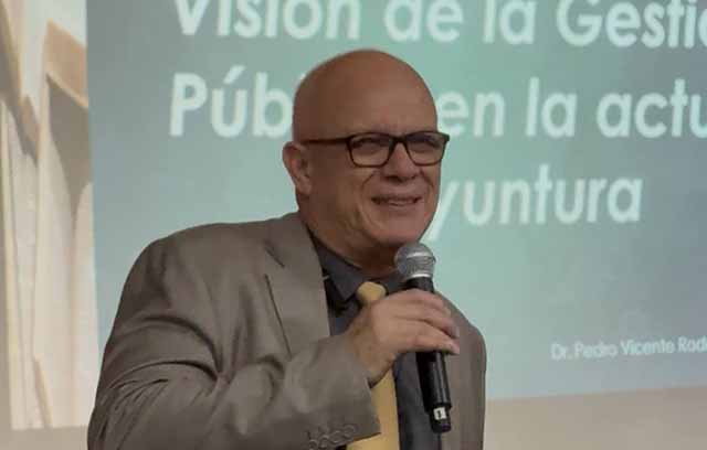 EDUCAR COMUNICANDO / Gestionar lo Público