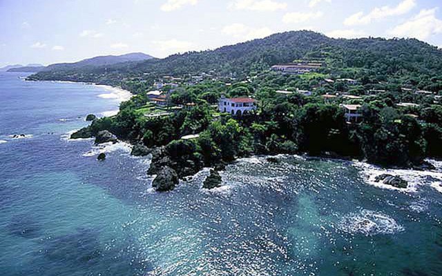 Playas de Higuerote, en el municipio Brión, atraen a turistas nacionales por su belleza natural y riqueza cultural.