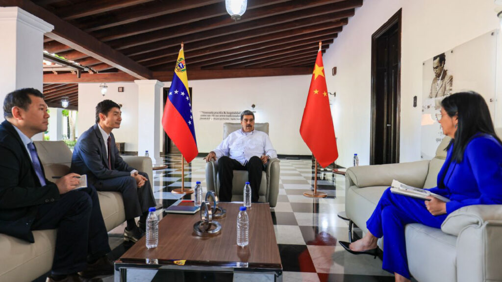 Maduro celebra avances en cooperación con China