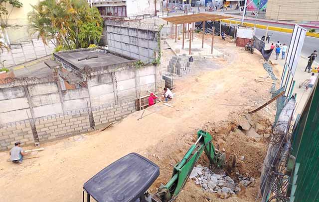 Farith Fraija inspecciona los avances de la terminal Independencia, obra que reorganiza el transporte urbano en Los Teques